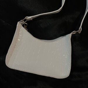 SHEIN White Croc-Embossed Shoulder Bag